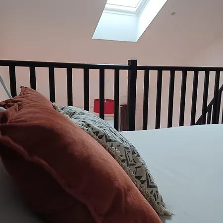 Prive Avec Terrasse Entree Independante Apartment *