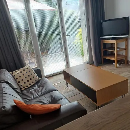 アパート Prive Avec Terrasse Entree Independante サン・ナゼール